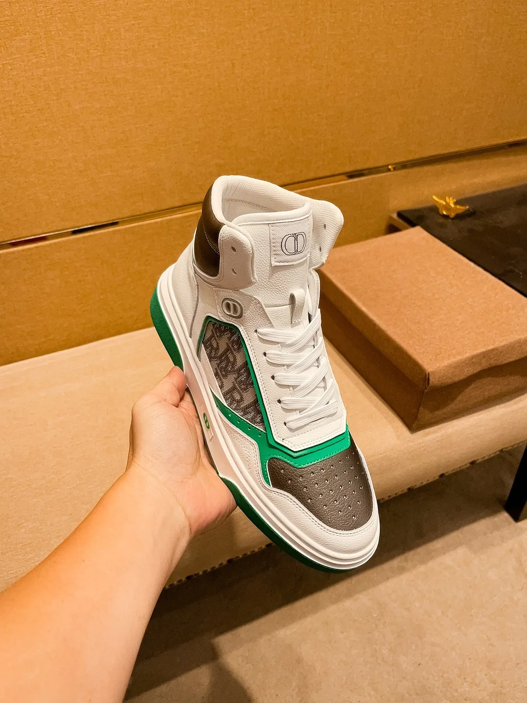 Men's shoes💰 480💰[Dior]🔥 High-end men's shoes brand official website 1:1 latest masterpiece: the upper is made of Italian imported first-layer cowhide with a comfortable and breathable lining➕original non-slip and wear-resistant outsole🔥, making walking more convenient and comfortable! An exclusive new model, a stunning work, a beautiful 1:1 replica [color] compared to the official quality! Create a fashionable personality to set off your uniqueness! A must-have for trendy men! Classic🔥Size: 38-44 Color: 🔥Multiple colors available🔥.